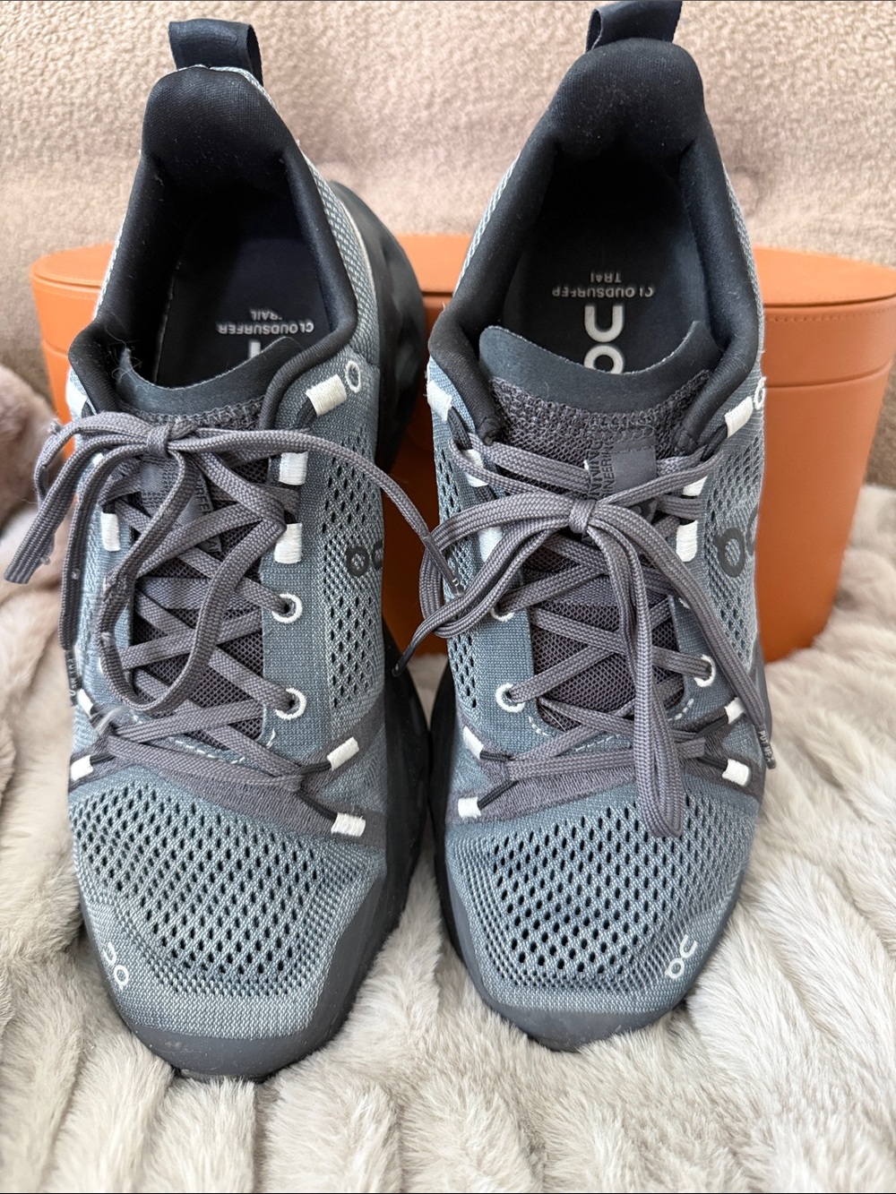 On Cloud Running Surfer Trail Women’s Athletic Shoes in Gray - Picture 2 of 5